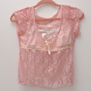 Sheer lace detailed baby pink short sleeve top